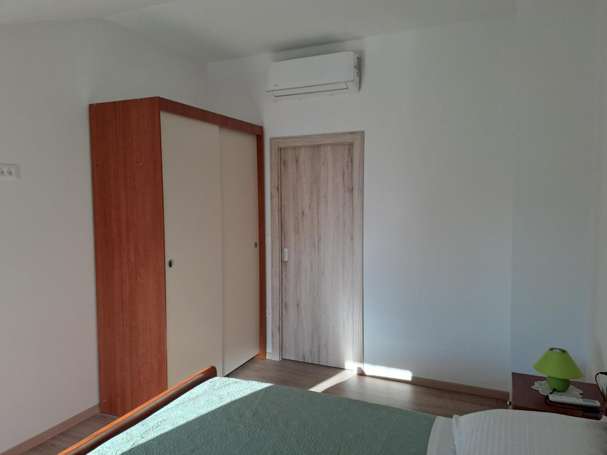 Apartments N & V Porec Exterior photo